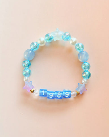 1989 Era Bracelet – Blue Beaded Friendship Bracelet